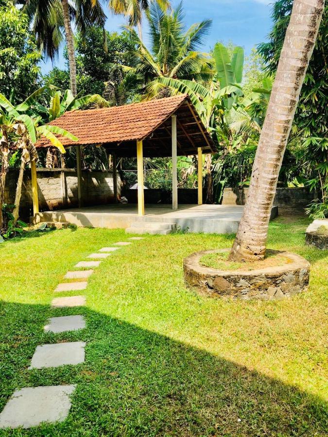 Talalla Village Beach Resort Екстериор снимка